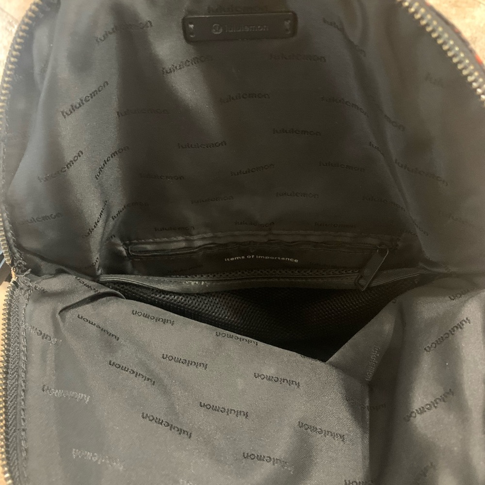 Cross body bags